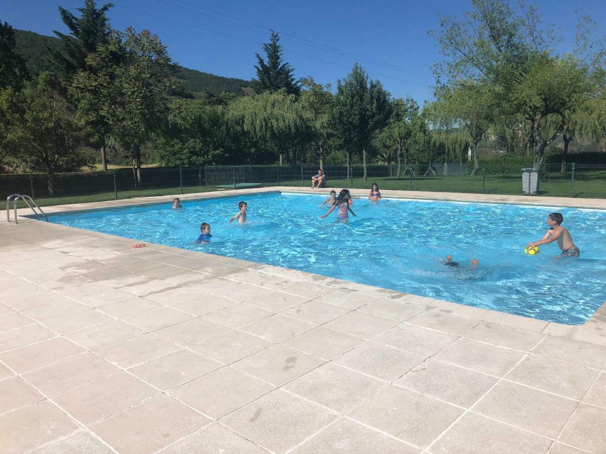 Apartment Ezcaray Con Piscina